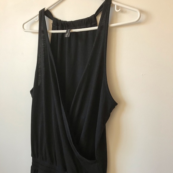 Romper - Picture 2 of 4